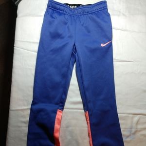 Nike Therma Dri-FIT warm up sports pants for girls